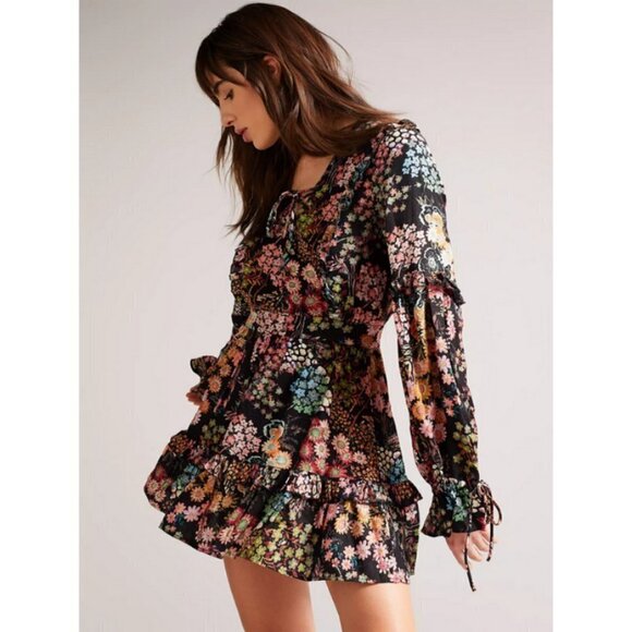 💕TED BAKER💕 Hendria Ruffled Crepe Mini Dress ~ Black Floral Print 4-6 US NWT - Picture 4 of 16
